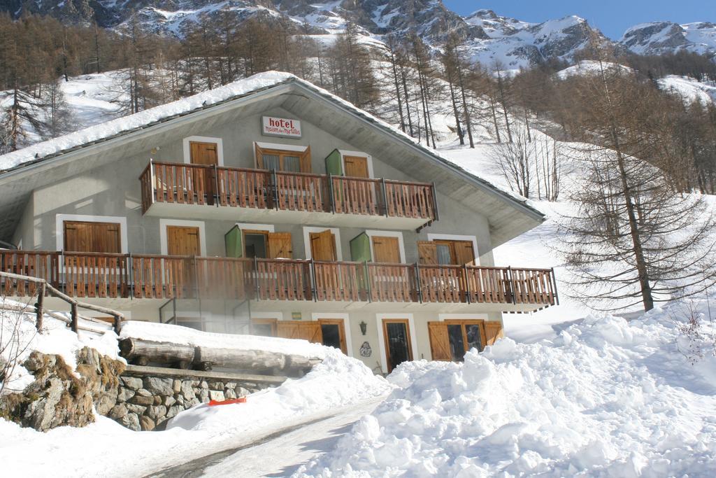 瓦尔格里森凯 Maison Des Myrtilles酒店 外观 照片
